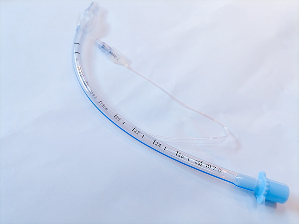 生命線上的奇跡：氣管插管如何挽救突發(fā)窒息的患者？